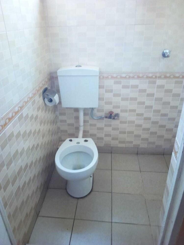 ماونتن بالاس هوتل - Bathroom