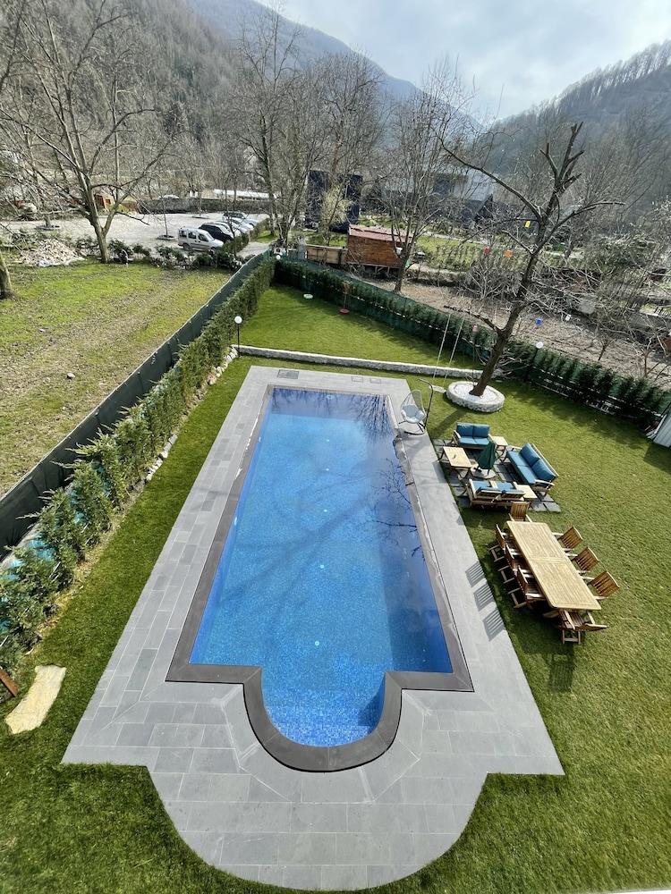 فيلا فرابان - Outdoor Pool