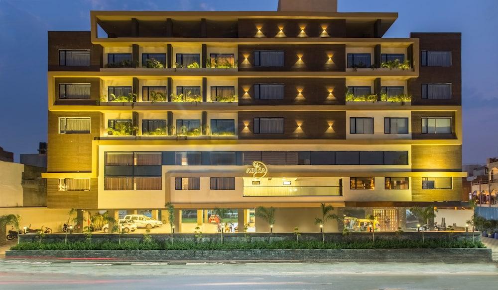Hotel Abika Elite - Featured Image