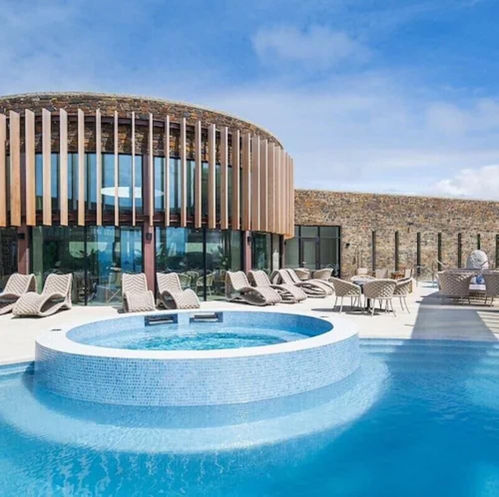 The Headland Hotel and Spa - Outdoor Pool