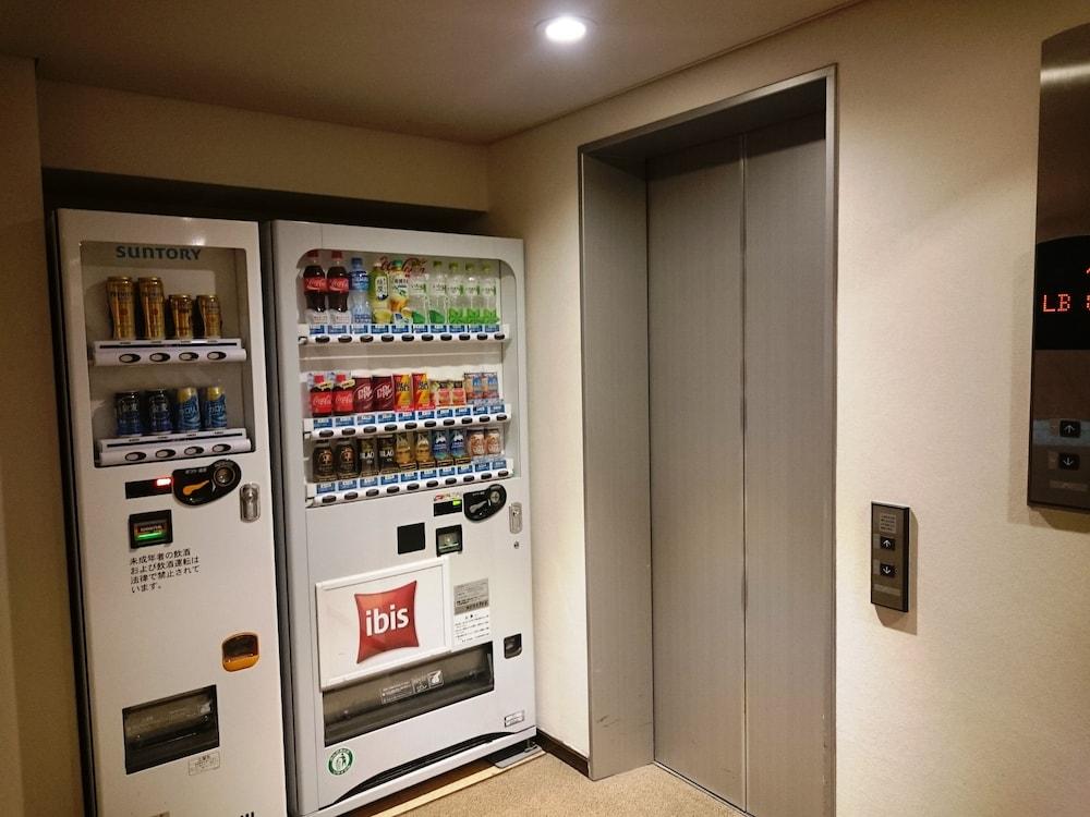 إيبيس طوكيو شينجوكو - Vending Machine