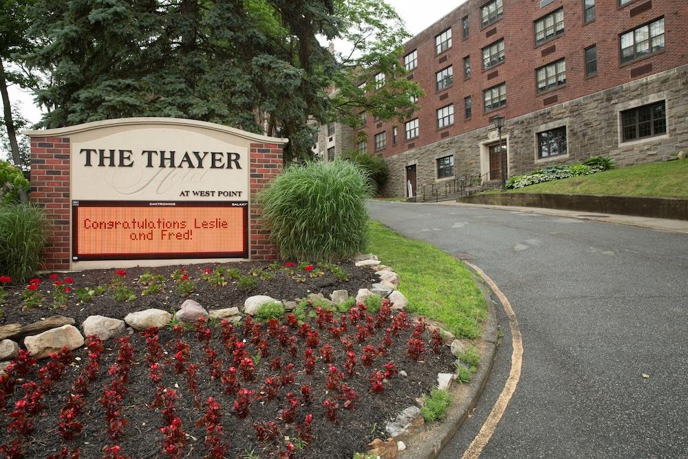 Thayer Hotel - Property Grounds