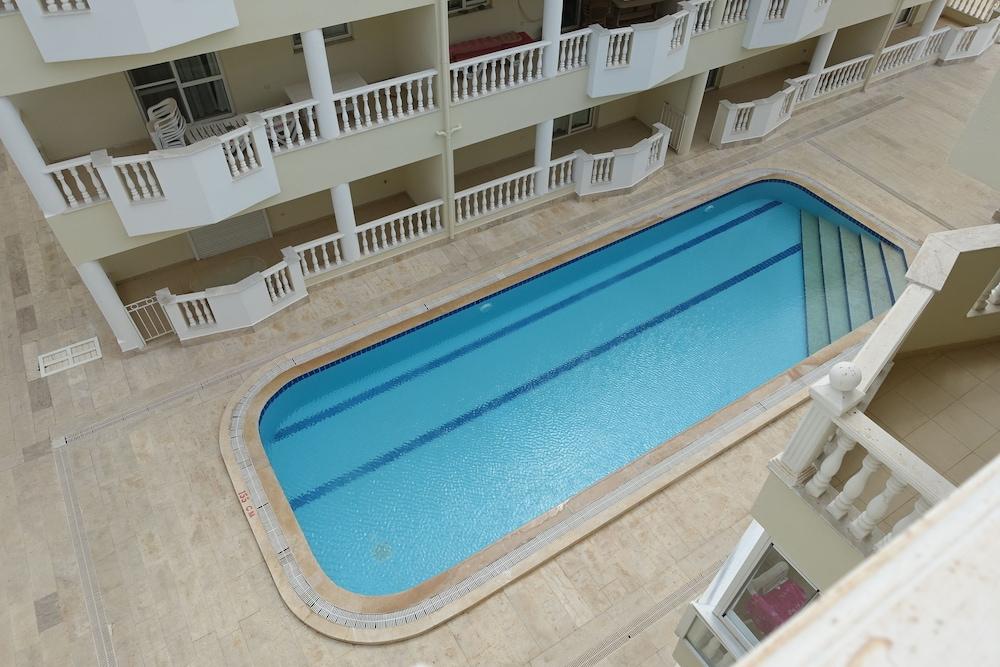 Duplex Penthouse in Didim - Outdoor Pool