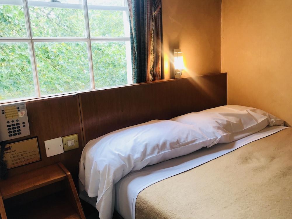 Beverley House Hotel - Room