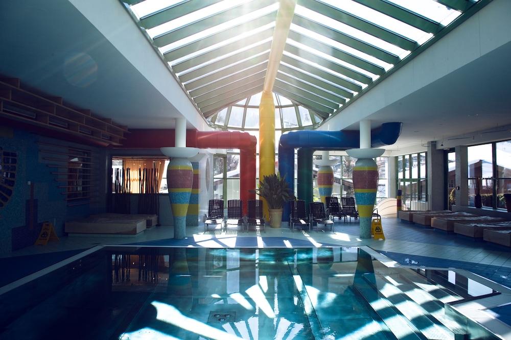 آدلير ريزورت - Indoor Pool