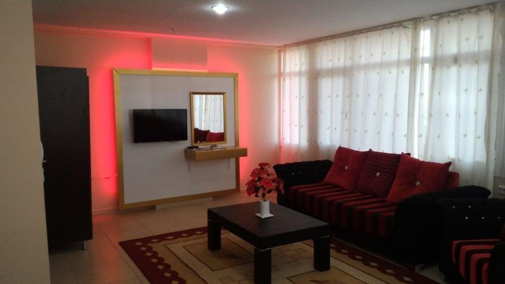Antakya 3 Bedrooms 1 by Dream of Holiday - Featured Image