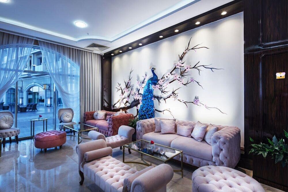 Merit Royal Premium Hotel - All inclusive - Lobby Sitting Area