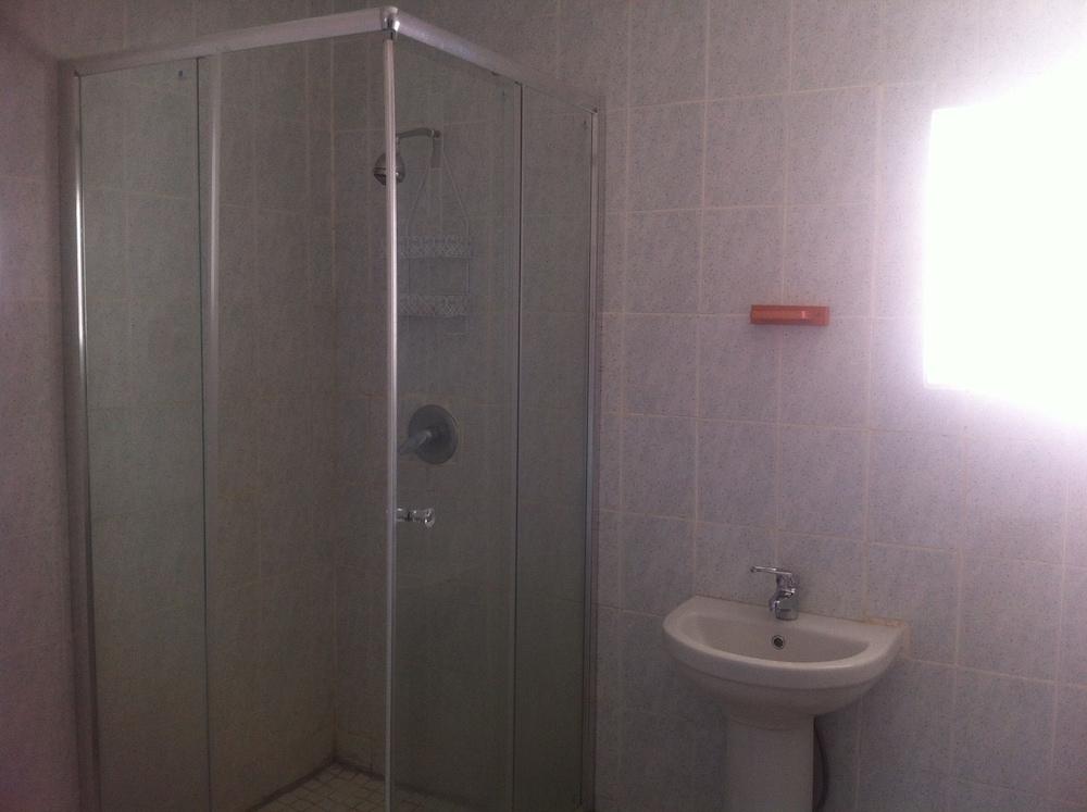 Sethare Guest House - Bathroom