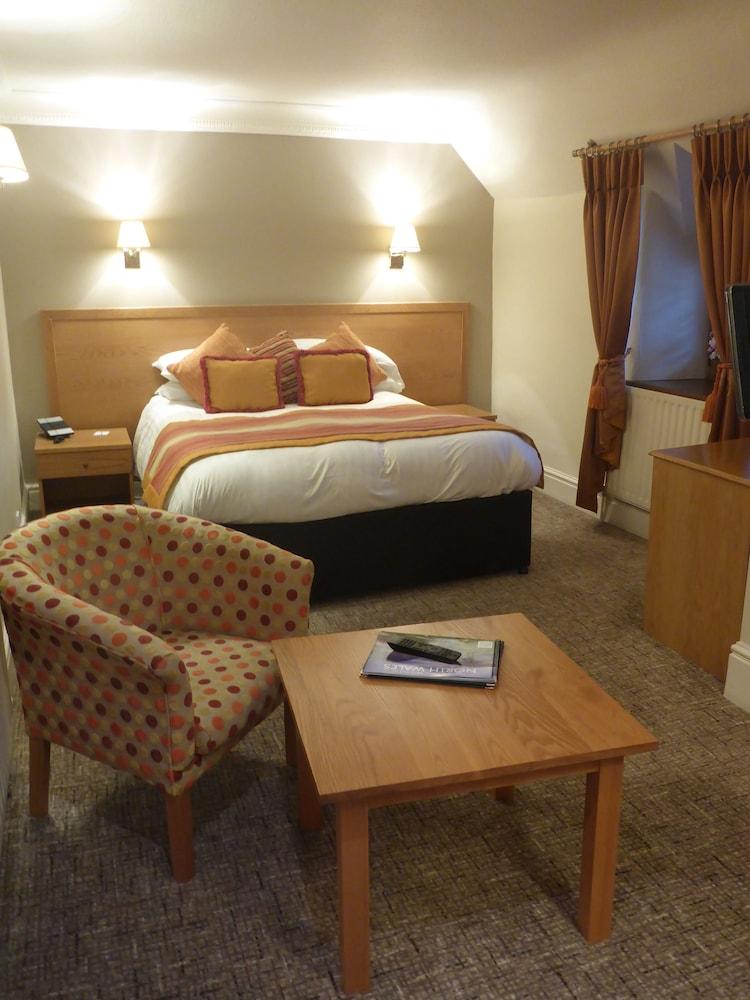 Royal Oak Hotel - Room