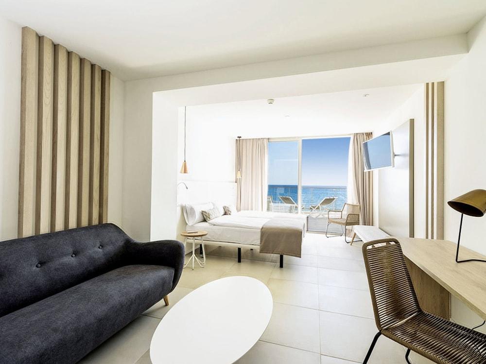 Hotel Riviera Playa - Room