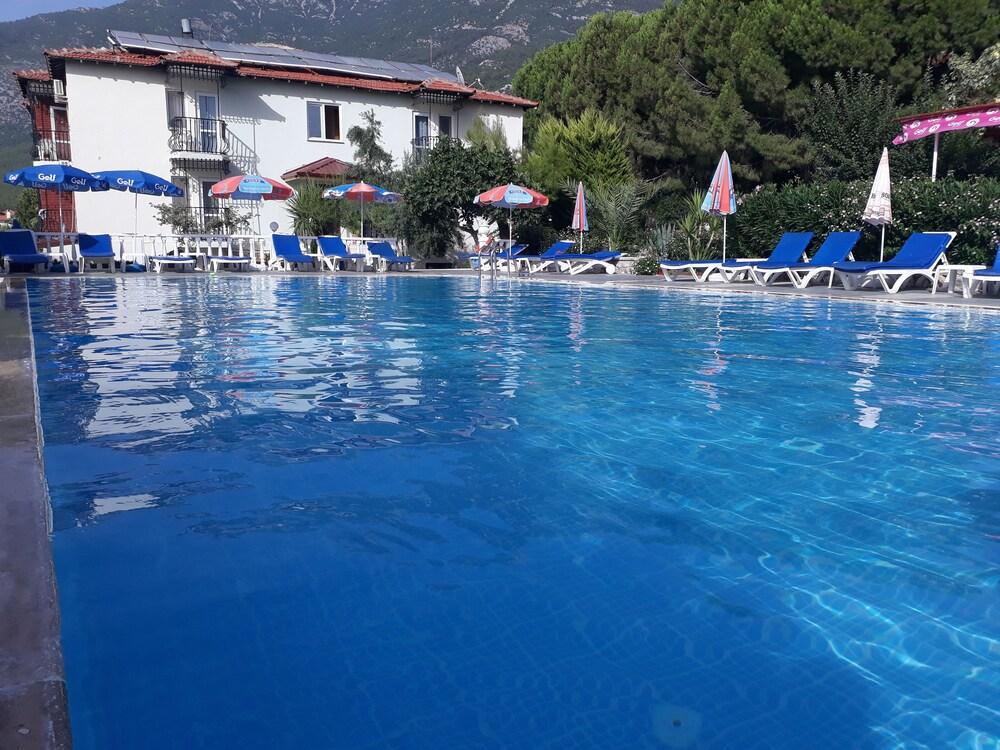 Hotel Babadag - Outdoor Pool