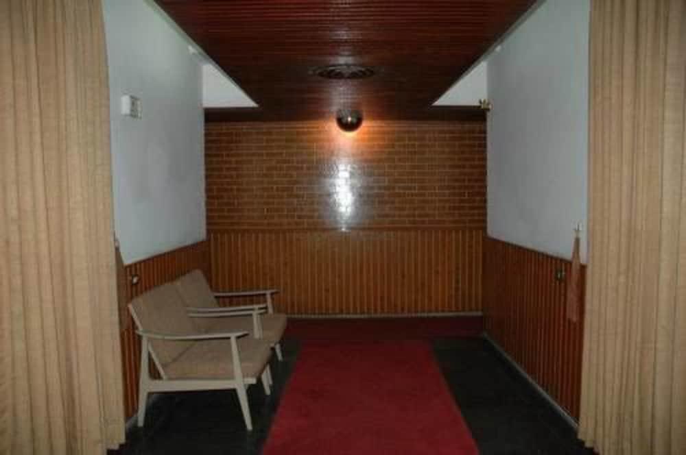 Flashman's Hotel - Interior