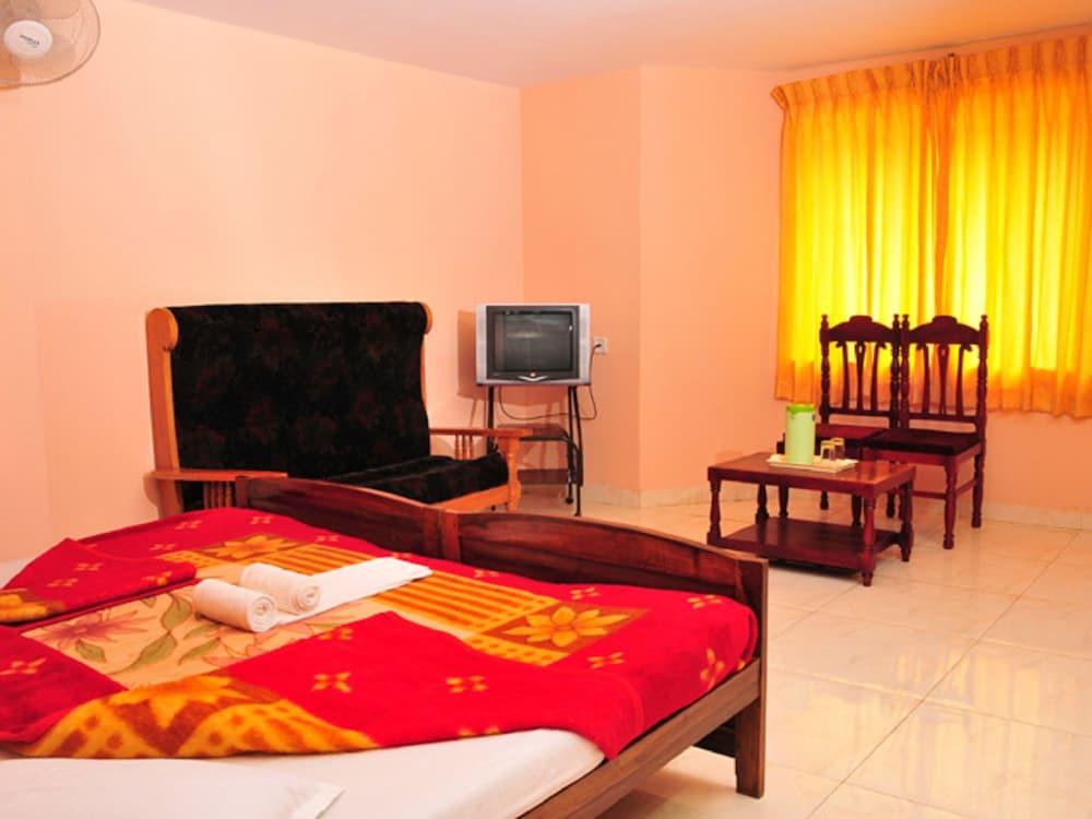 Hotel Sithara International - Room