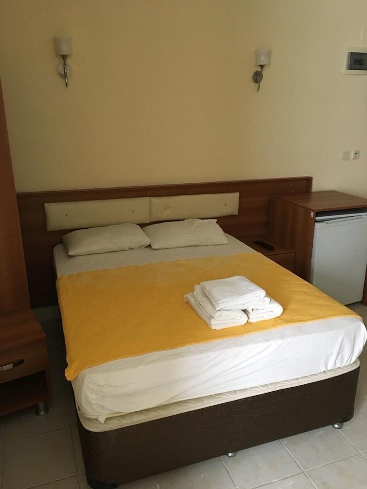 Peri Hotel - Room