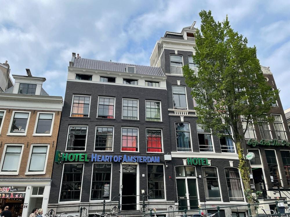 Heart Of Amsterdam - Hostel - Featured Image