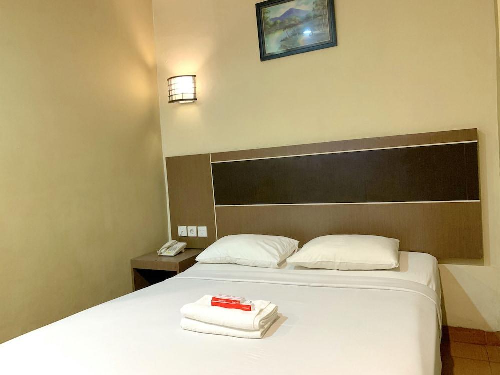 Parma Indah Hotel - Room