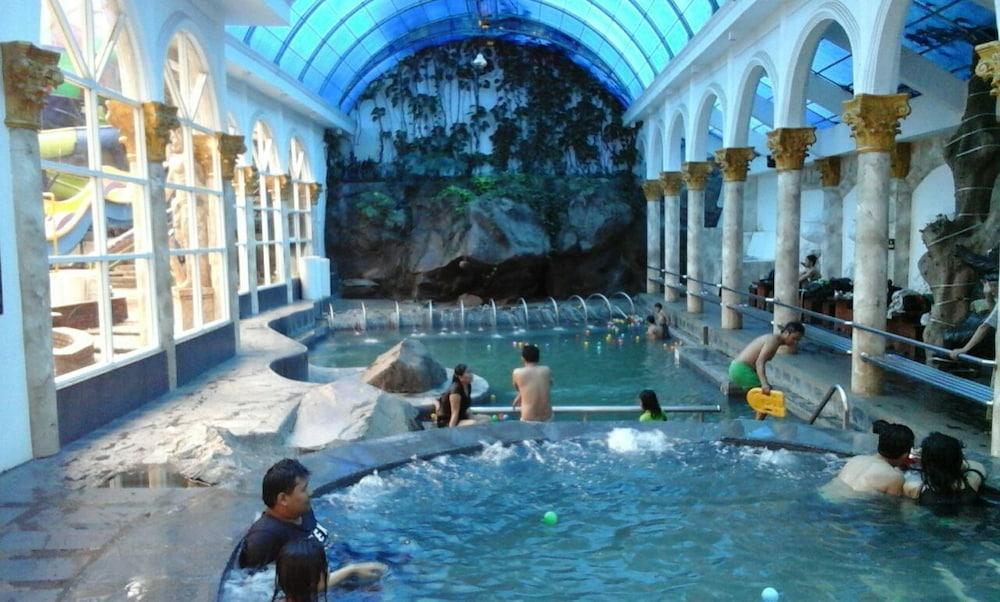 Grand Paradise Hotel - Indoor Pool