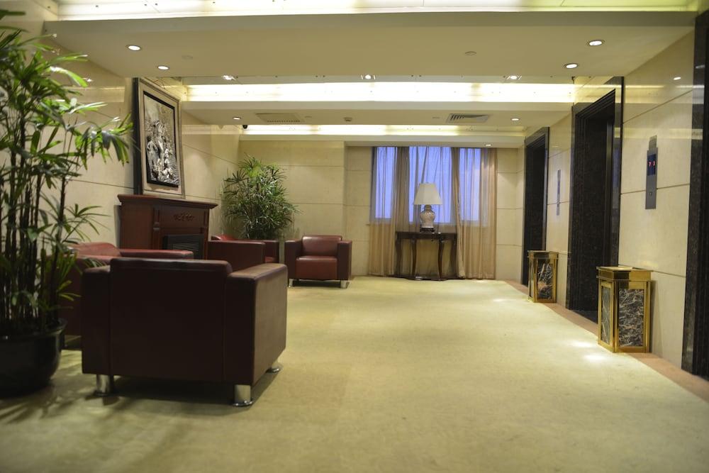 Shanghai Airlines Travel Hotel - Interior