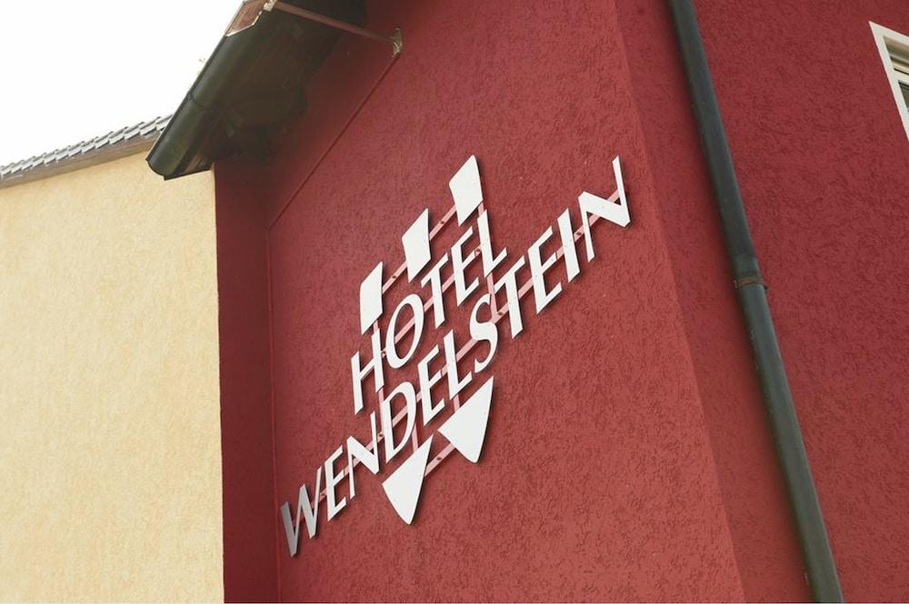 Hotel Wendelstein - Exterior detail