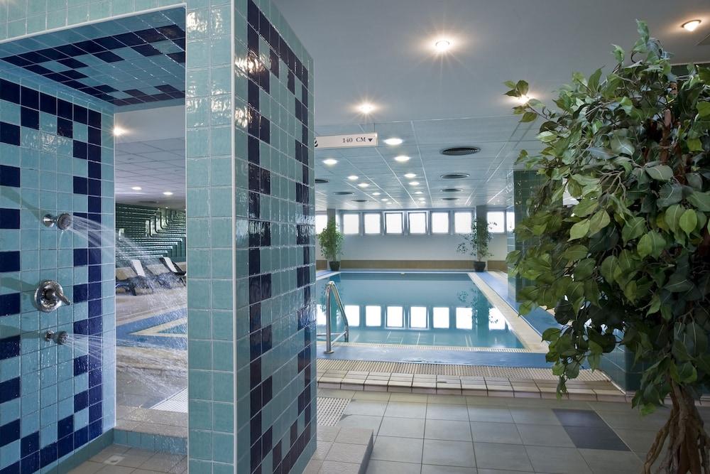 Danubius Hotel Arena - Indoor Pool