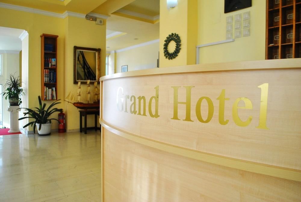 Grand Hotel Loutraki - Reception