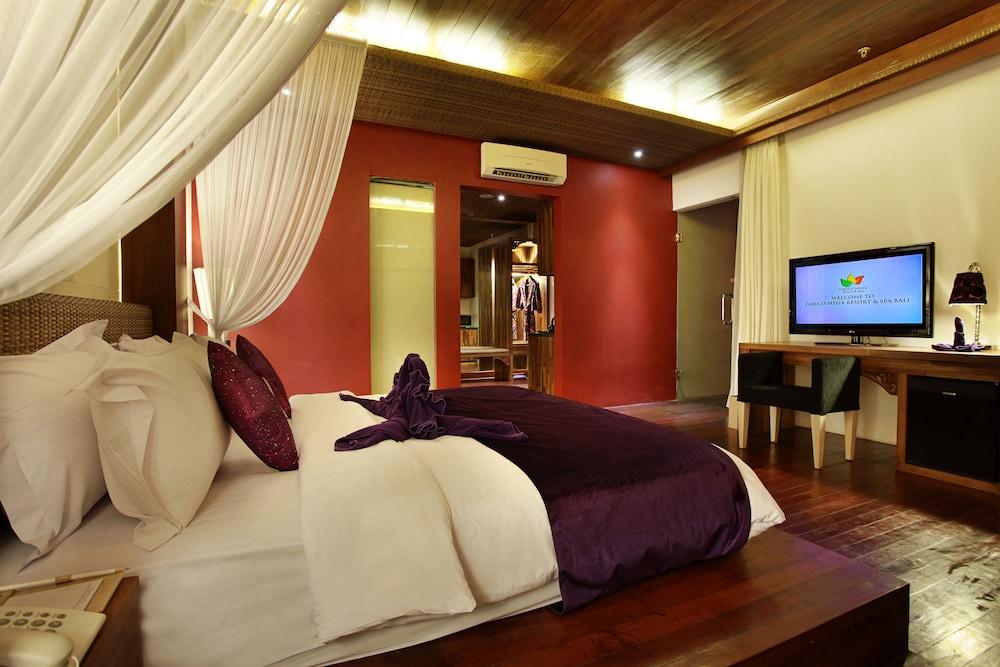 Grand Mega Resort & Spa Bali - Interior Detail
