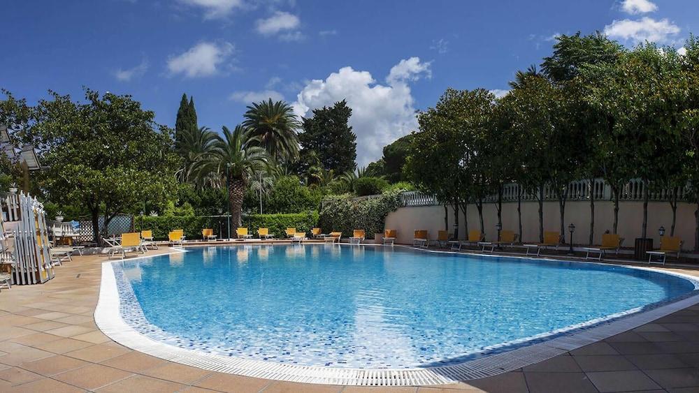 Grand Hotel Gianicolo - Outdoor Pool