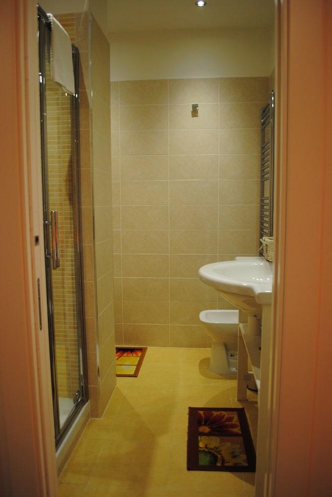 تشاك هوليداي هاوس - Bathroom