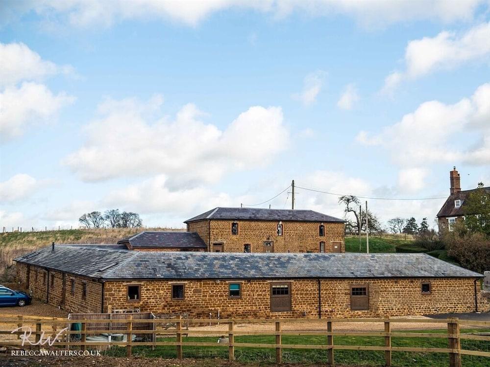 The Granary at Fawsley - Exterior