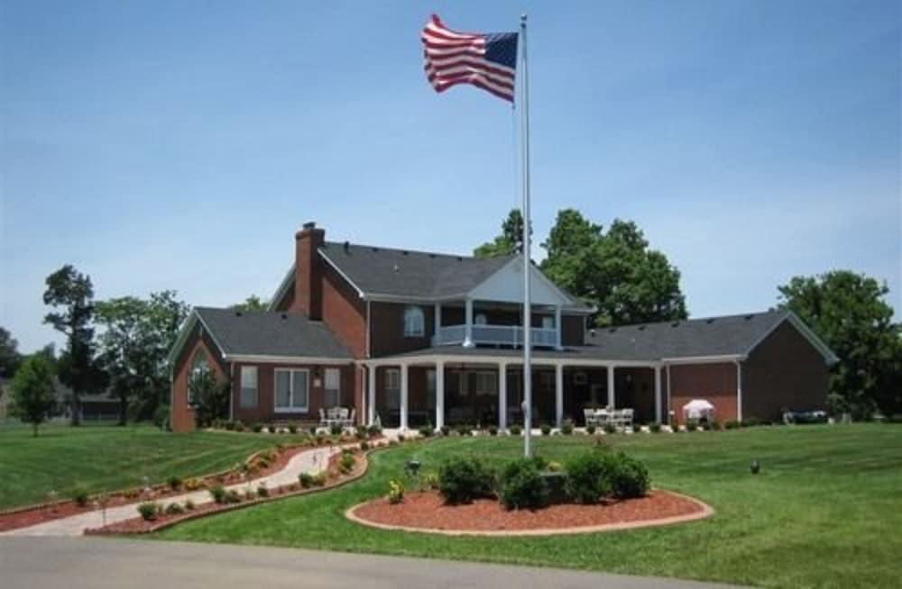 Spongie Acres Bed and Breakfast - Featured Image