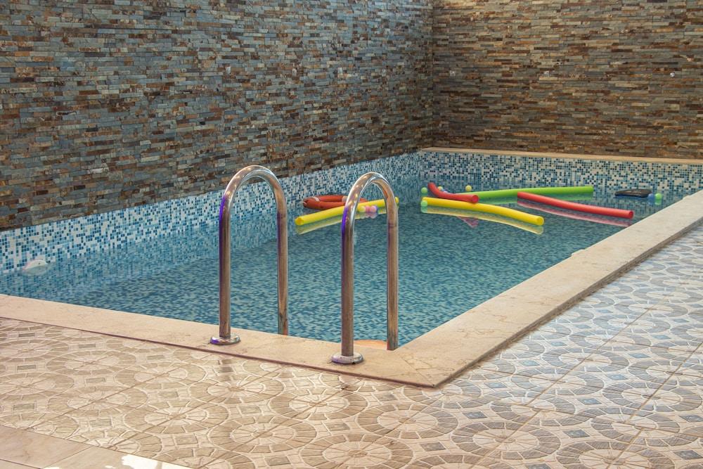 ماجيك سويت بلس للشقق الفندقية - Children's pool