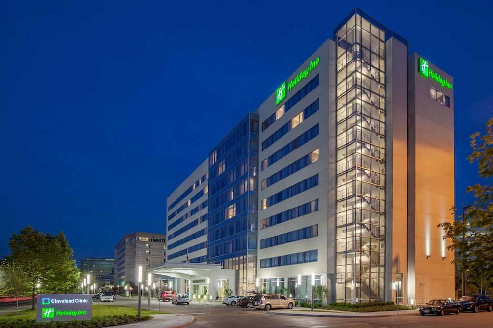 Holiday Inn Cleveland Clinic, an IHG Hotel - Featured Image