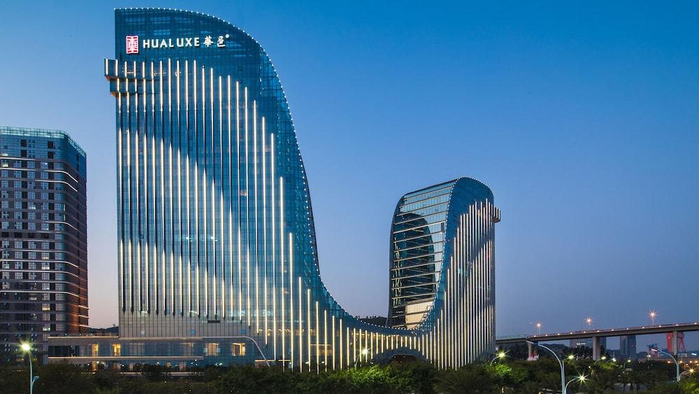 HUALUXE Xiamen Haicang Harbour View, an IHG Hotel - Exterior