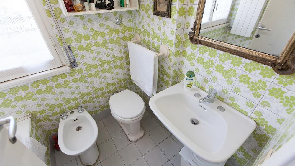 Rental in Rome Ceaser Penthouse - Bathroom