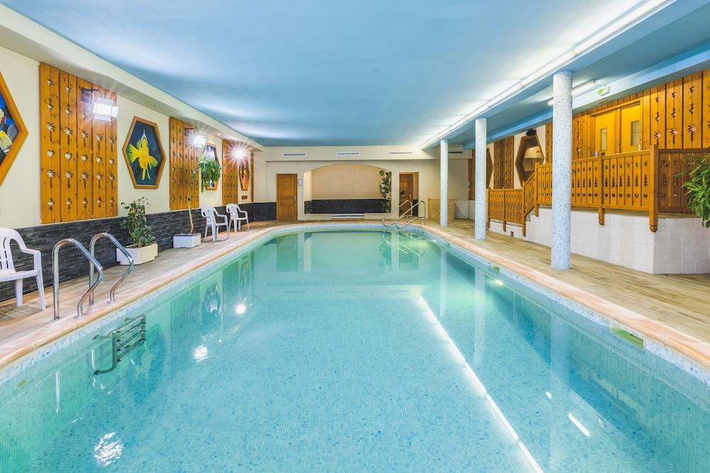 Hôtel Les Arolles - Indoor Pool