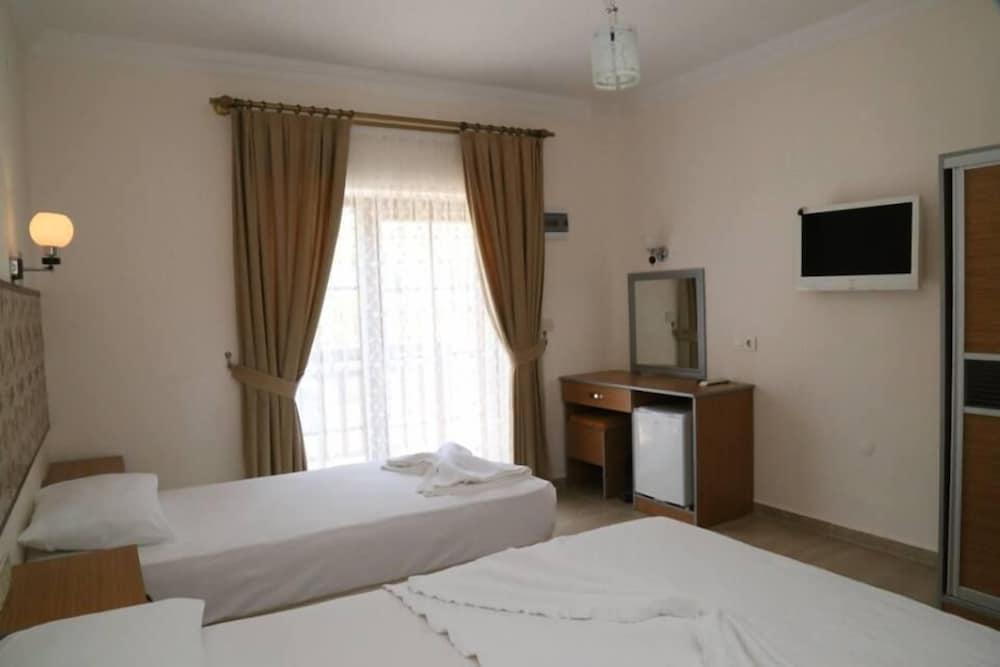 Manolya Hotel - Room