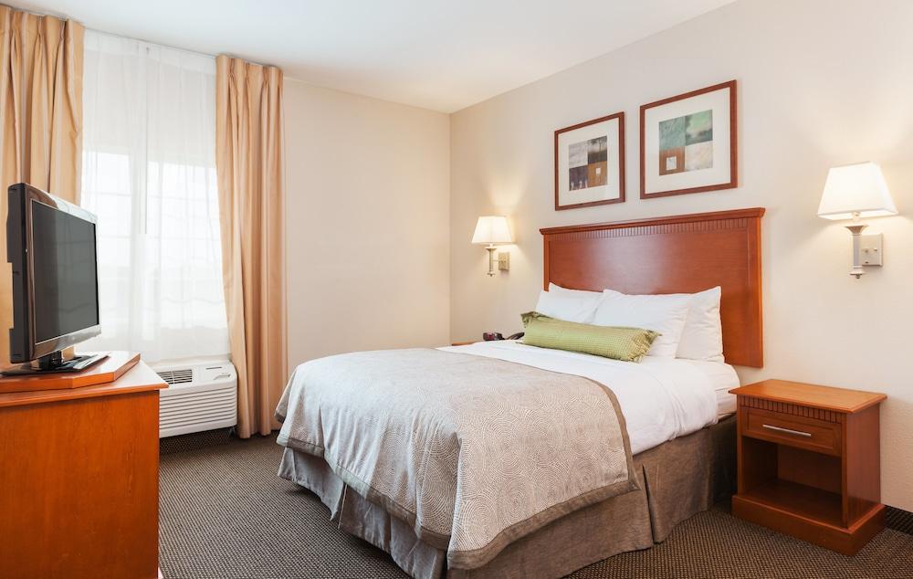 Candlewood Suites Georgetown, an IHG Hotel - Room