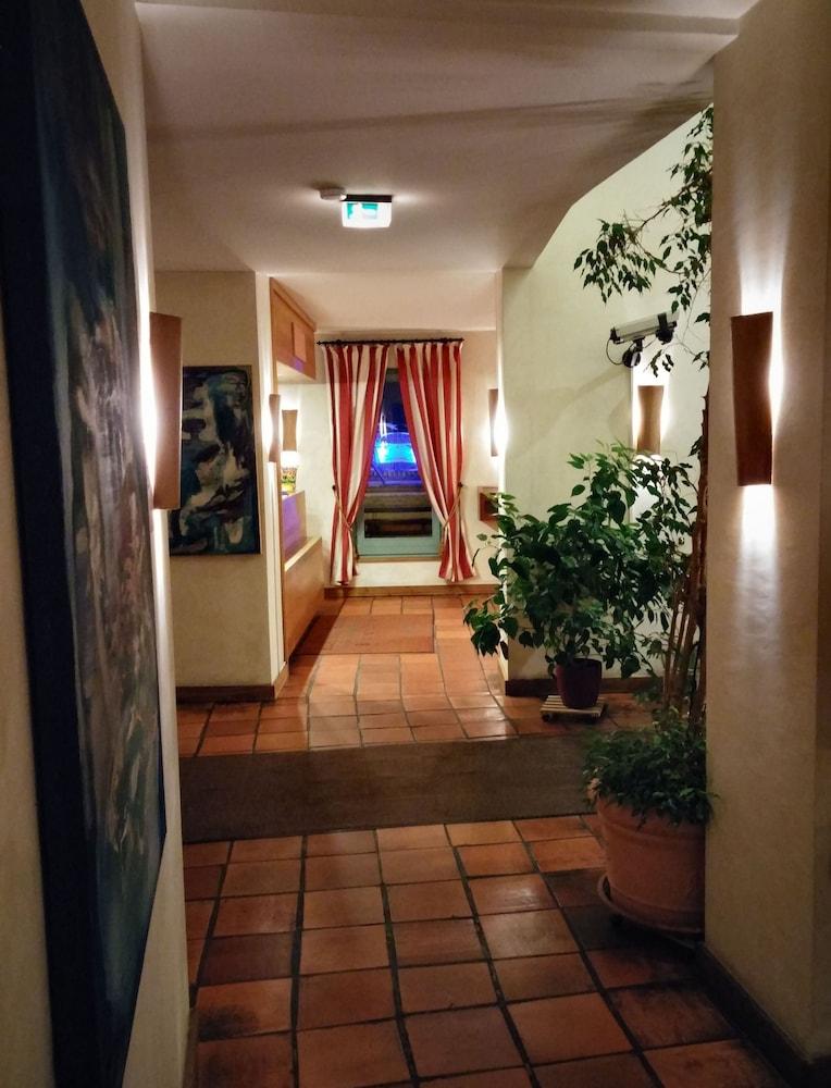 Albergo Hotel - Lobby