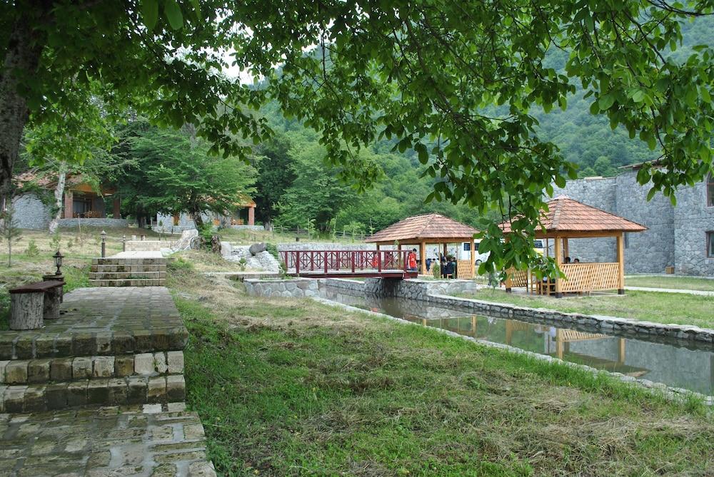 Talıstan Forest Park - Property Grounds
