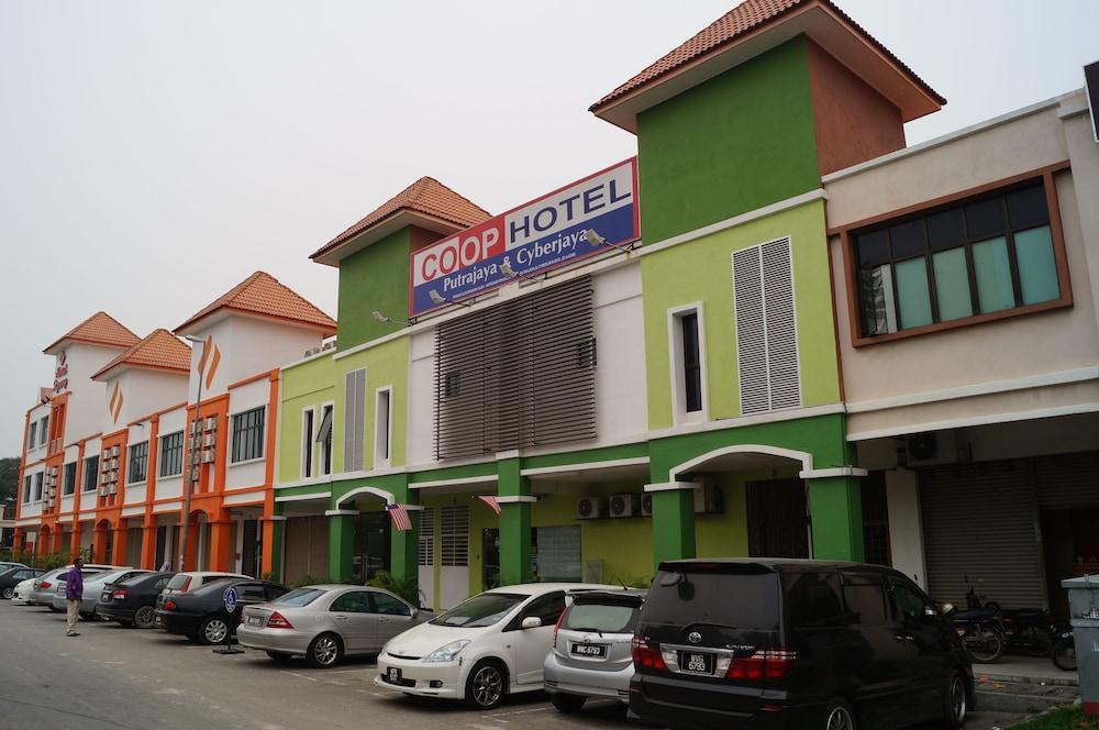 COOP Hotel Putrajaya & Cyberjaya - Exterior