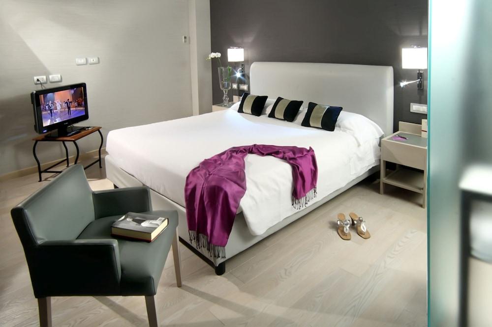Hotel Adriano - Room