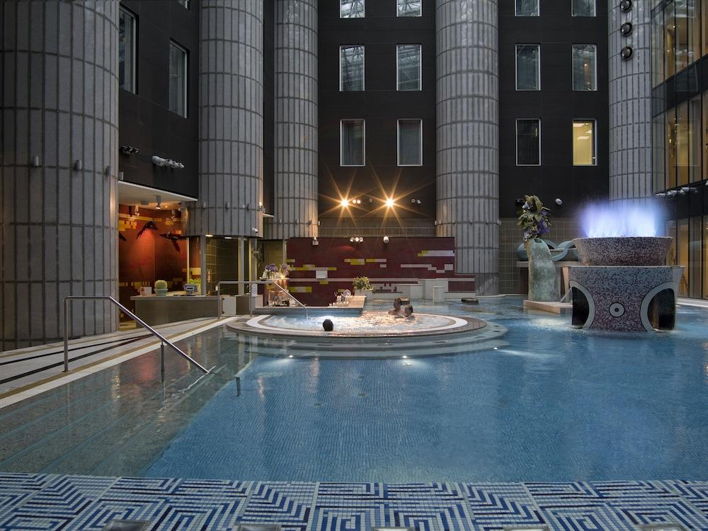 Tallink Express Hotel - Indoor Pool