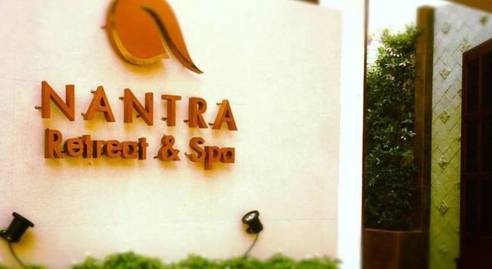 Nantra Retreat & Spa - Interior Entrance