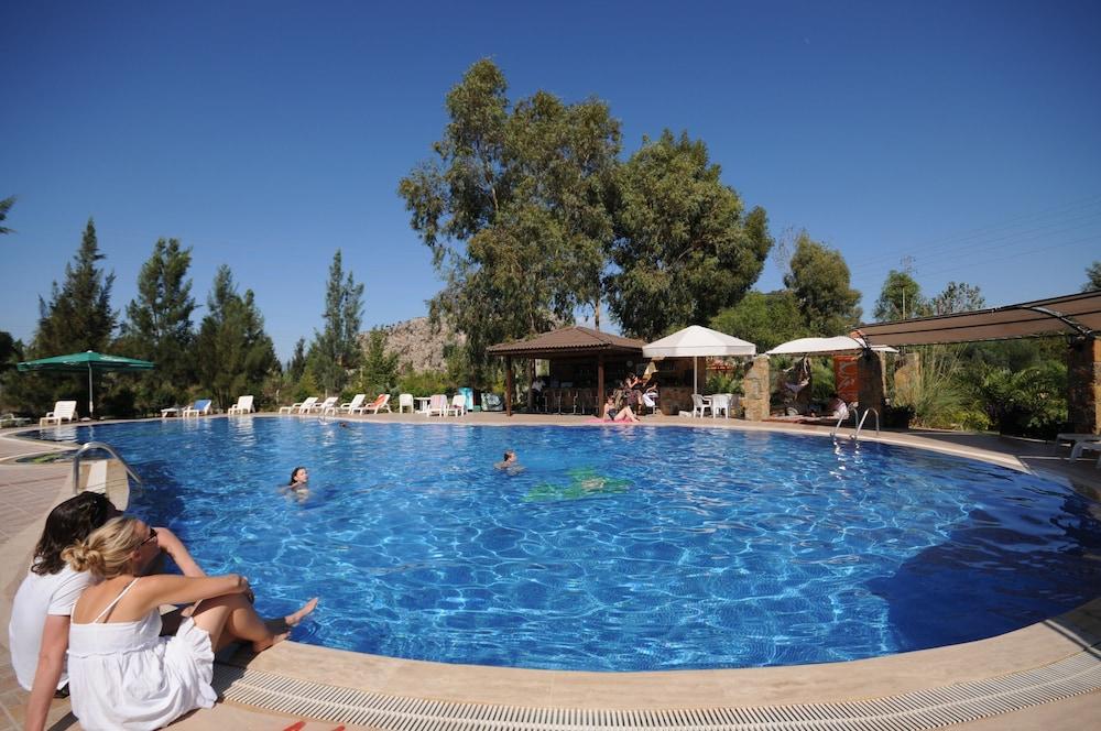 Hotel Holiday Calbis - Pool