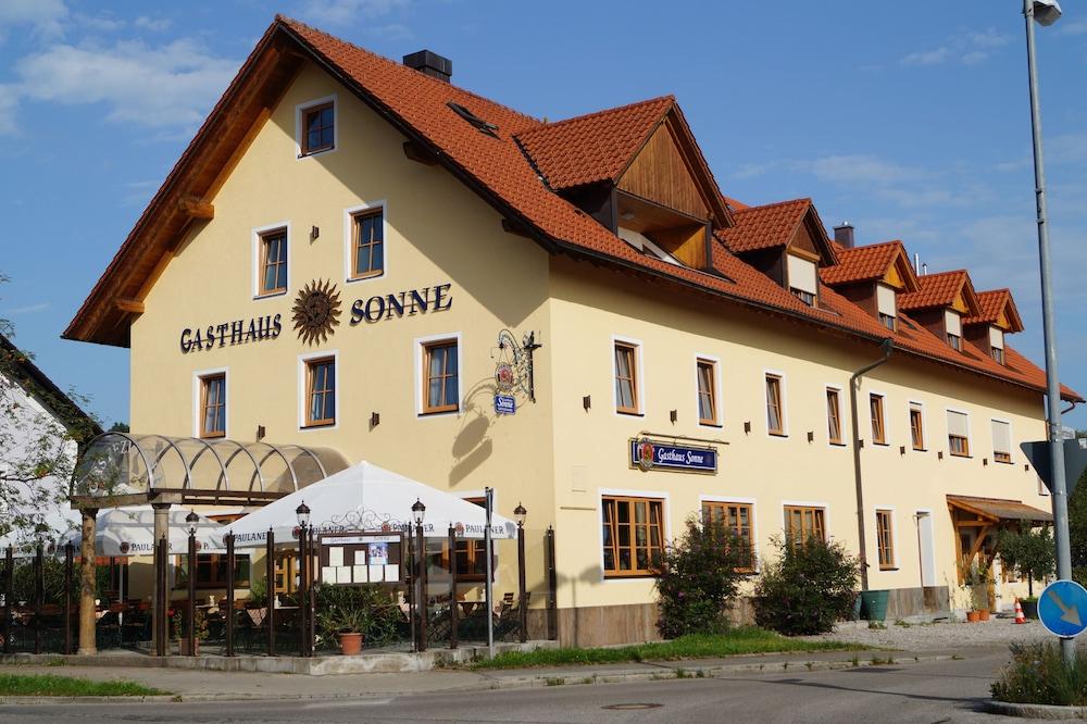 Hotel Gasthaus Sonne - Featured Image