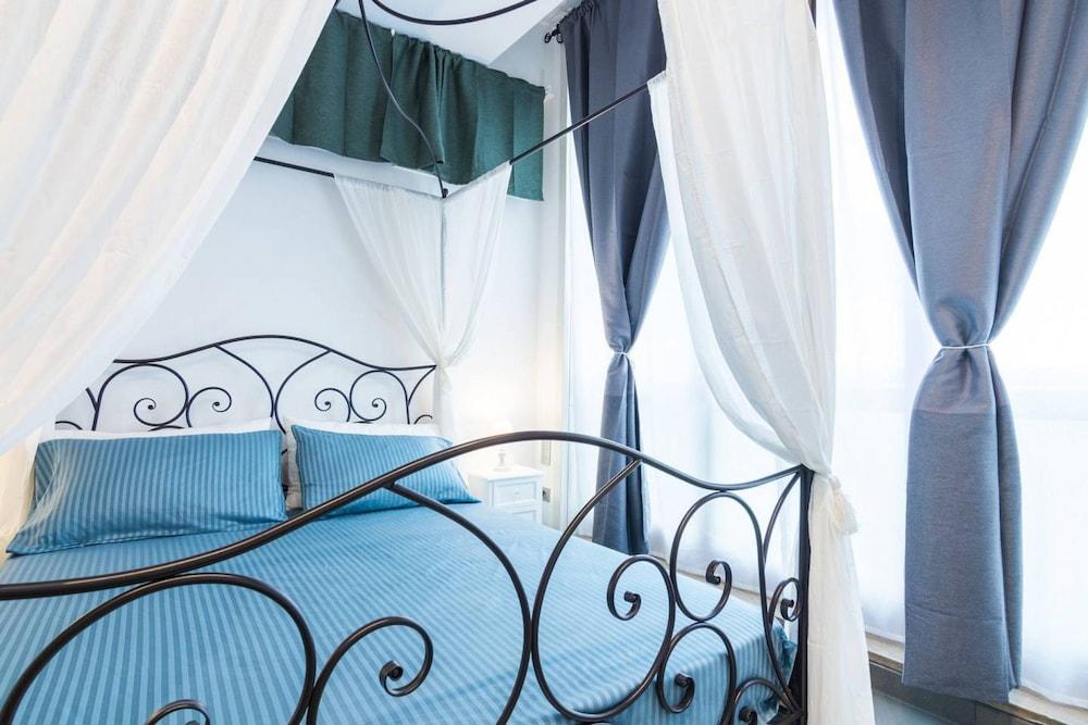 Luxury 5 Bedrooms In The Heart of Milan - Room