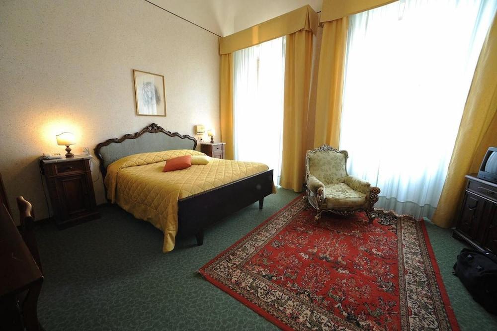 Hotel Villa Kinzica - Featured Image