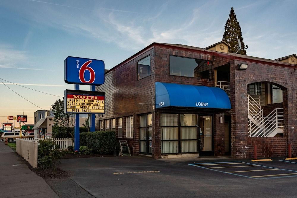 Motel 6 Canby, OR - Exterior