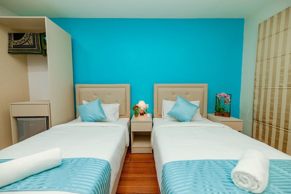 Langkawi De Bleu Hotel - Room