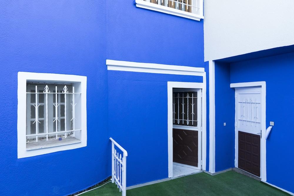 Blue And White House - Interior